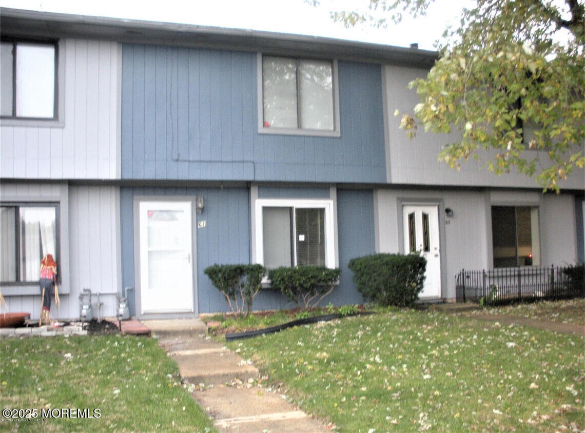 Foto principal - 61 Creek Rd
