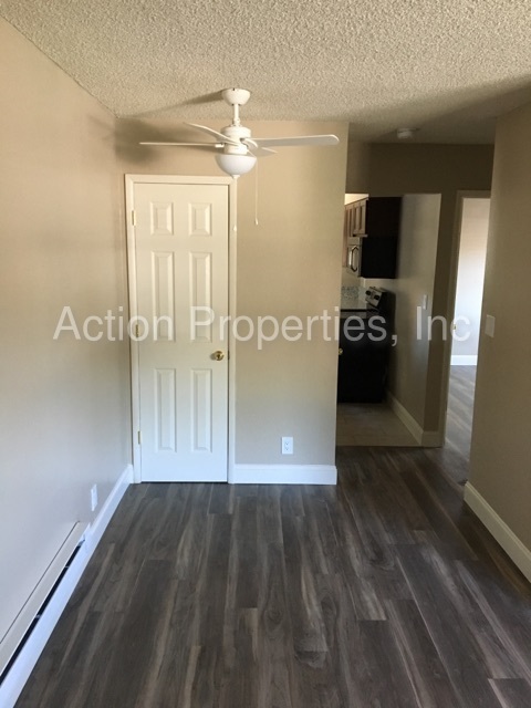 Foto del edificio - 1413 N Virginia St