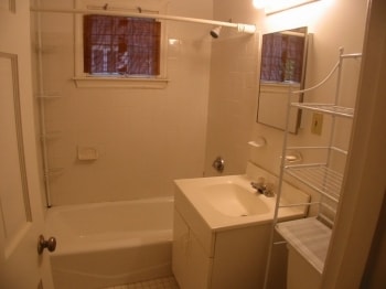 Building Photo - 5 Garden Ct
