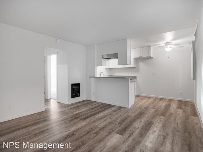 Foto del edificio - 2 br, 1.5 bath Apartment - 908 Roswell Ave...