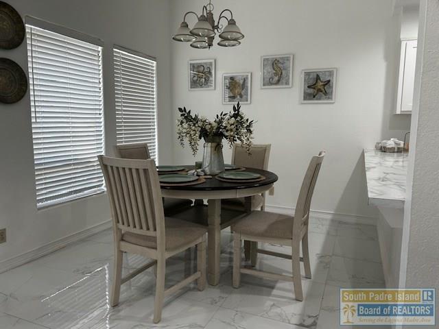 Foto del edificio - 77 Santa Isabel Blvd