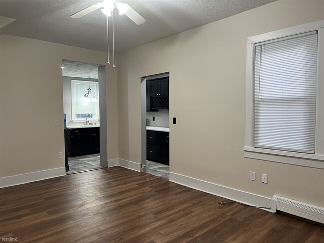 Building Photo - 2 br, 1 bath House - 2 Maple St Apt 2