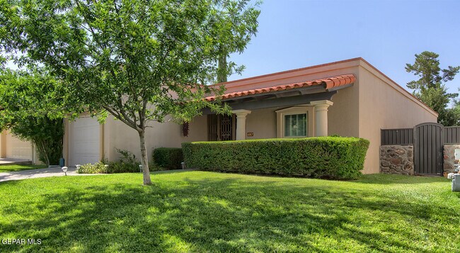 Building Photo - 6167 Los Felinos Cir