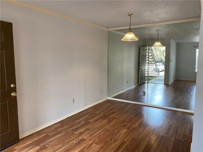 Foto del edificio - 8210 Bent Tree Rd