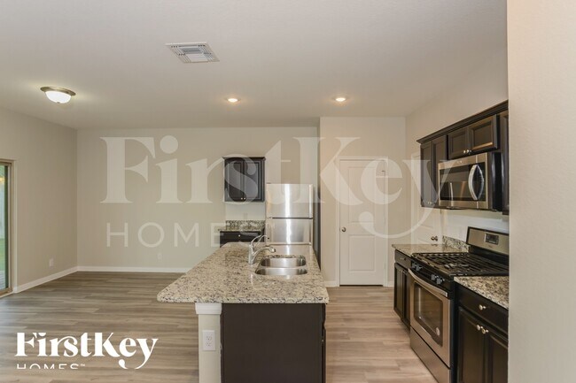 Foto del edificio - 13403 Summer Light