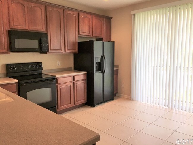 Building Photo - 8001 Cool Breeze Dr