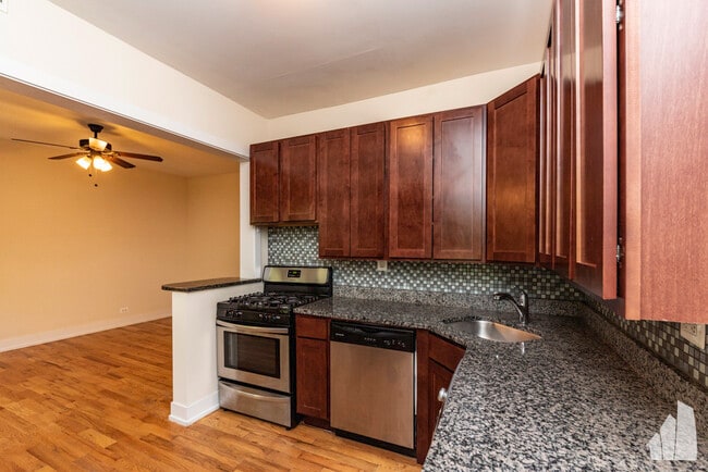 Foto del edificio - 3517 N Racine Ave