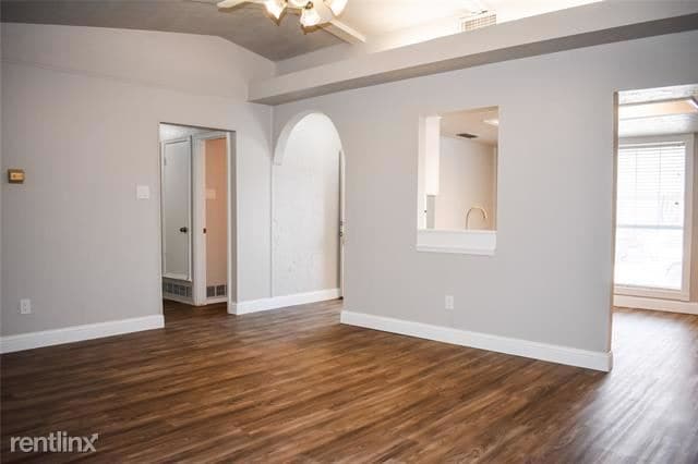 Primary Photo - 3 br, 2 bath House - 924 Roaming Road Drive