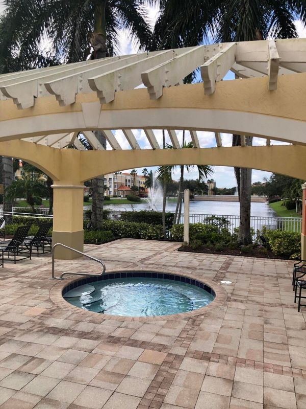 Foto del edificio - 11017 Legacy Ln