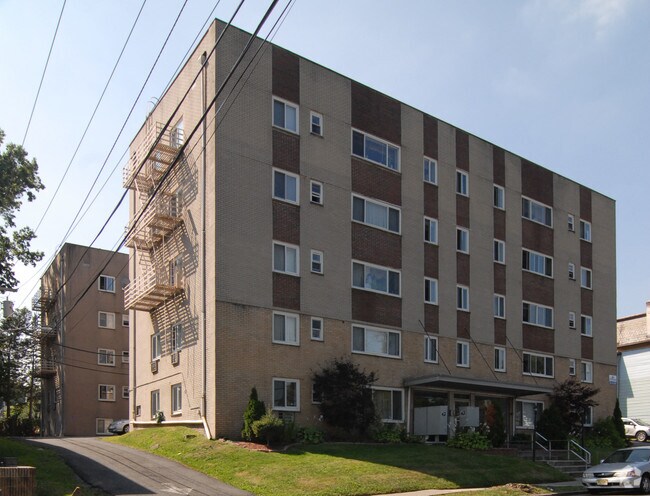 37 47 Westervelt Pl Paic Nj 07055 Apartments 37 47 Westervelt Pl