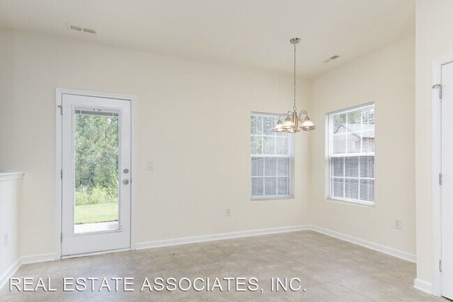 Building Photo - 4810 Swanns Mill Dr