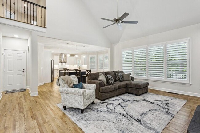 Foto del edificio - 5032 Hickory Hills Dr