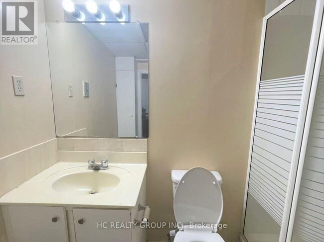 Building Photo - 3025 Cedarglen Gate