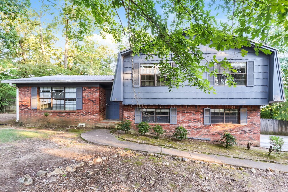 Primary Photo - 1825 Mohawk Dr