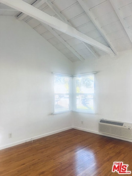 Building Photo - 600 E Chevy Chase Dr