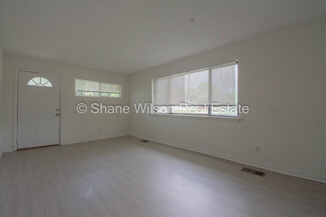 Building Photo - "Charming 3-Bedroom Home in Chattanooga's ...