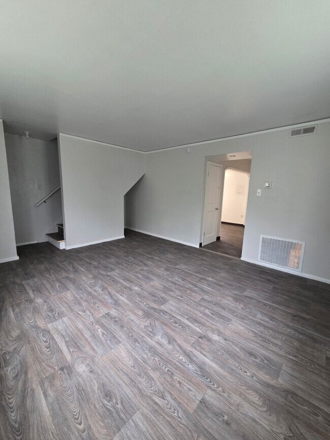 Foto del edificio - 1411 NW Carden Ave