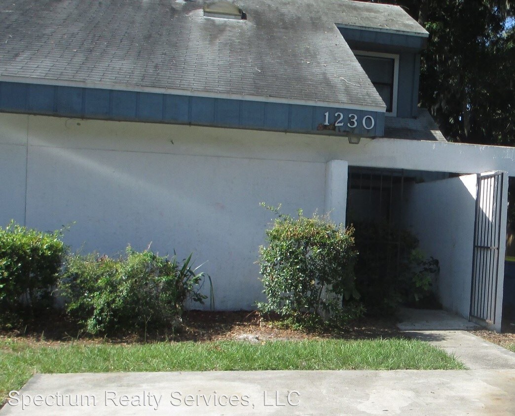 1230 Mayport Landing Cir, Atlantic Beach, FL 32233 House for Rent in