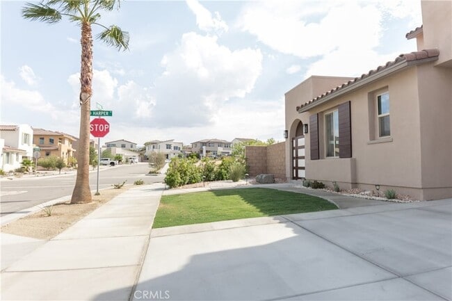 Building Photo - 35963 Bertain Dr