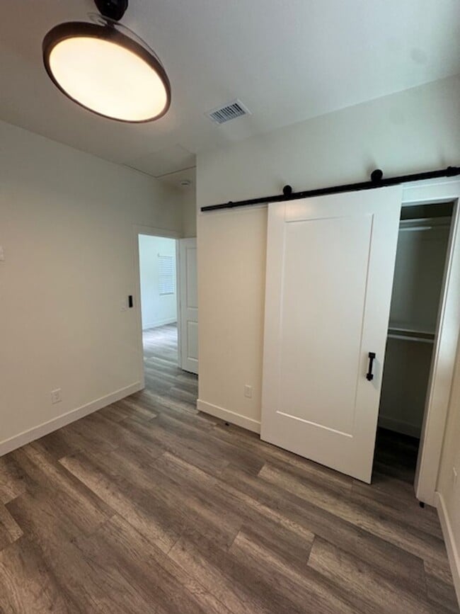 Foto del edificio - Beautiful Newly Built 2-Bedroom ADU