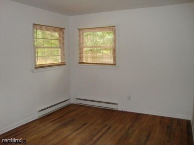 Foto del edificio - 2 br, 1 bath House - 256 W.FATHER KEIS DR.