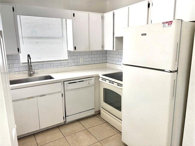 Foto del edificio - 20044 SW 87th Pl