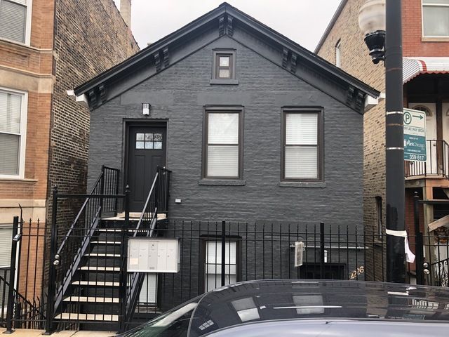 Building Photo - 2226 W Cermak Rd