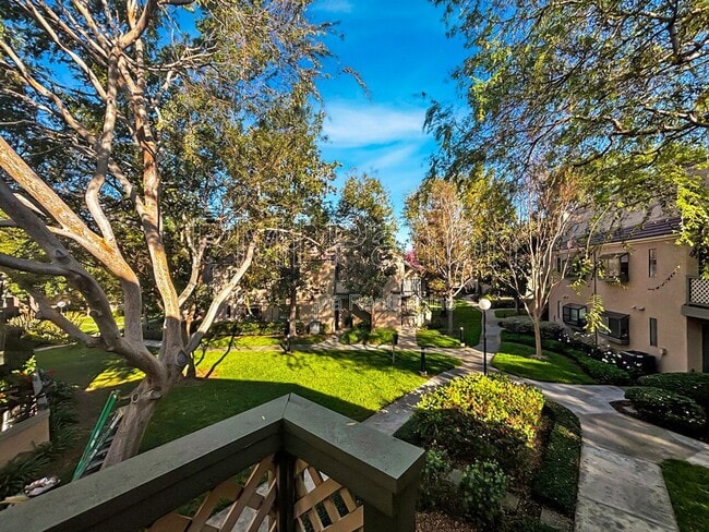 Building Photo - 3509 W Greentree Cir