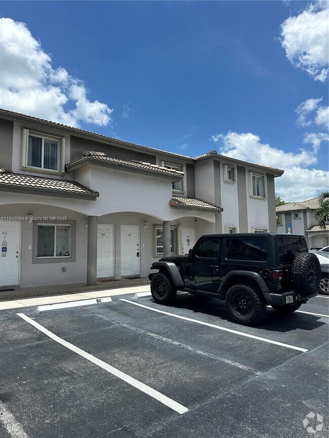 Building Photo - 5705 NW 109th Ave