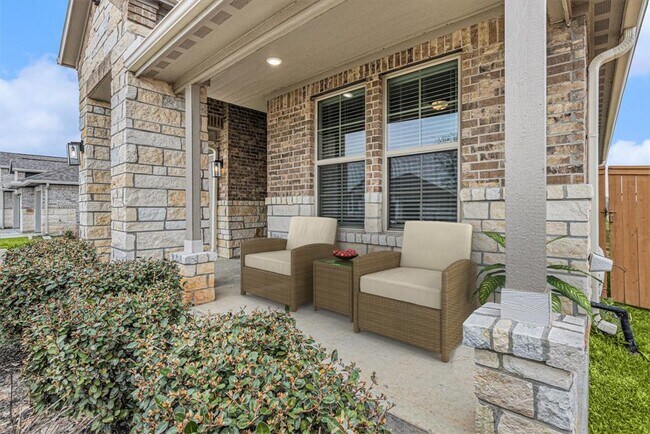 Foto del edificio - 1818 Homewood Point Ln