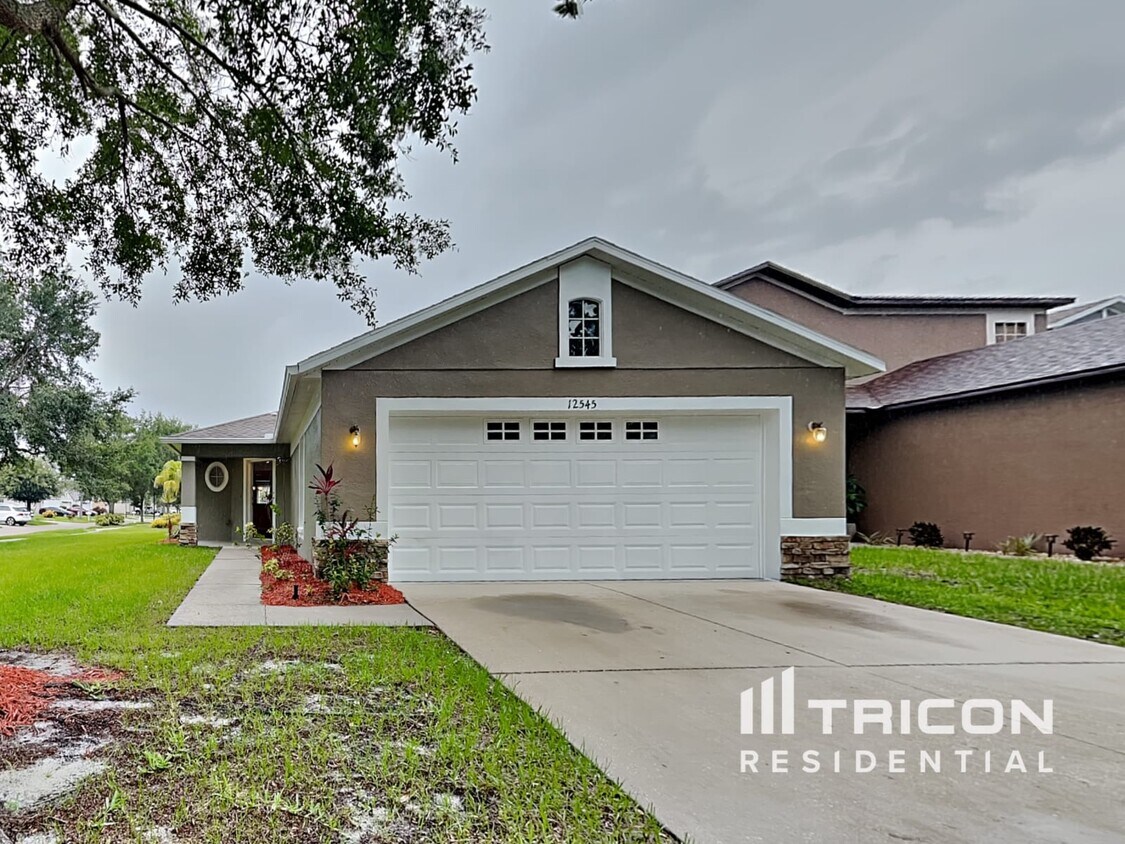Primary Photo - 12545 Evington Point Dr