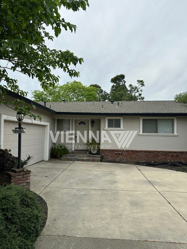 Foto del edificio - 5280 5th St