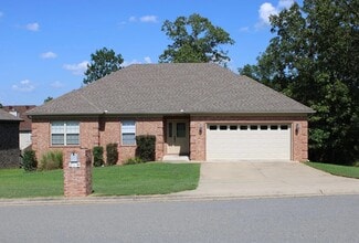 Building Photo - 204 Marble Dr