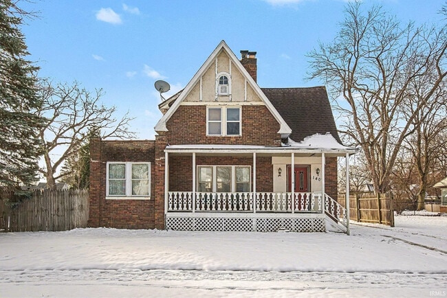 Building Photo - 1407 Strong Ave