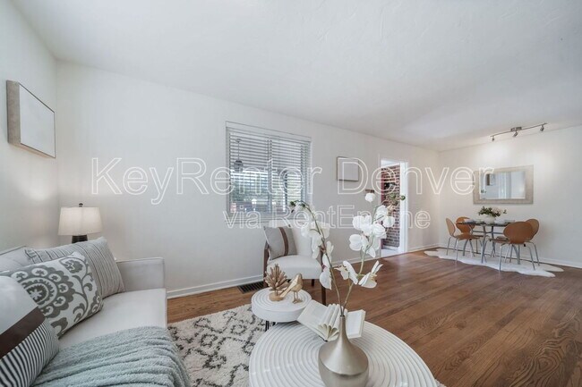 Foto del edificio - 7275 E 8th Ave