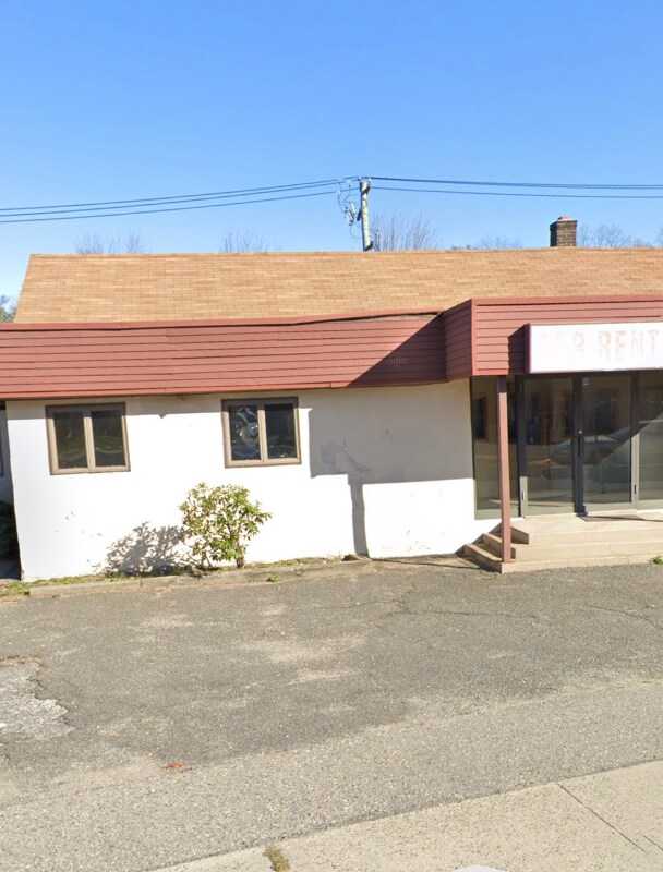 Foto principal - 369 Middle Country Rd