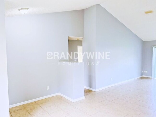 Foto del edificio - FREE JANUARY RENT! MOVE IN BY 12/24 AND PO...