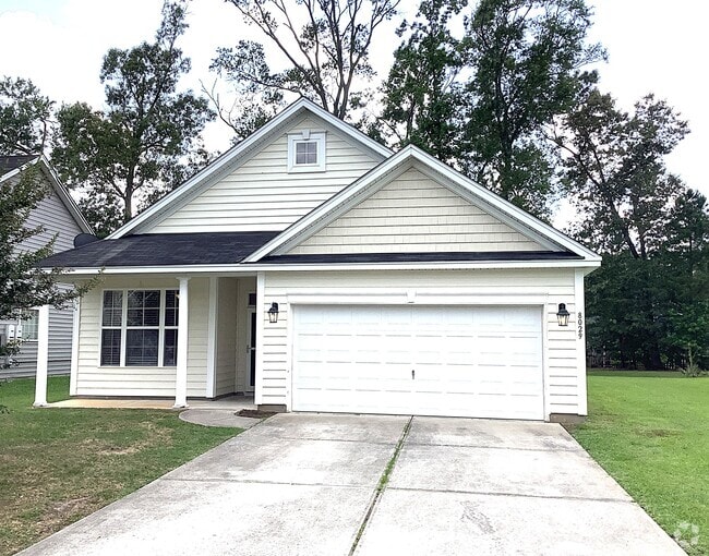 Building Photo - 8029 Hyannis Ct