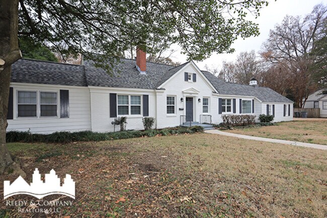Foto del edificio - 3581 Highland Park Pl