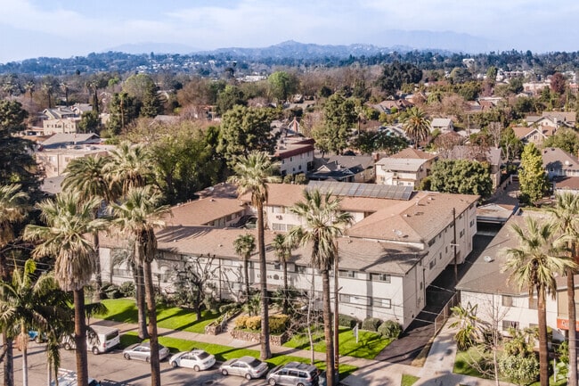 Aerial View - Lyndon Capri