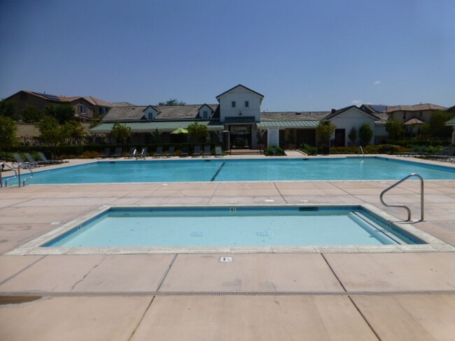 Building Photo - River Village 4 Bedroom Home for Rent!