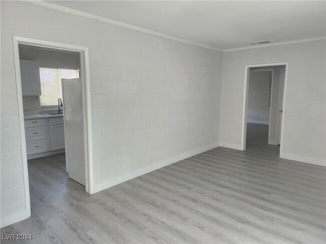 Building Photo - 4624 Evergreen Pl