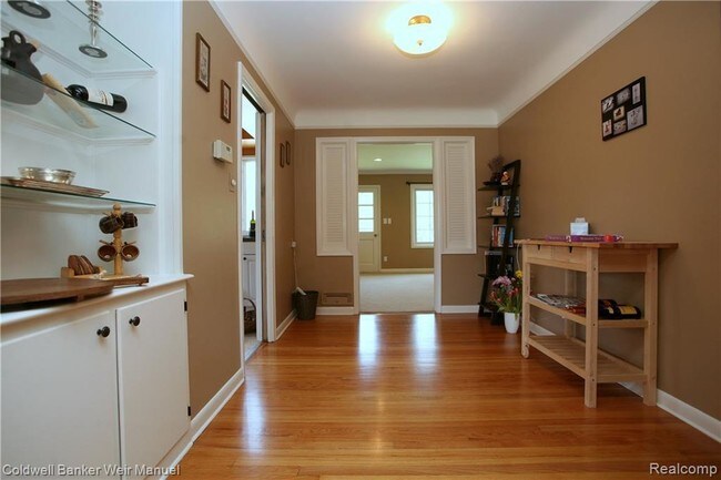 Foto del edificio - 16982 Dunblaine Ave