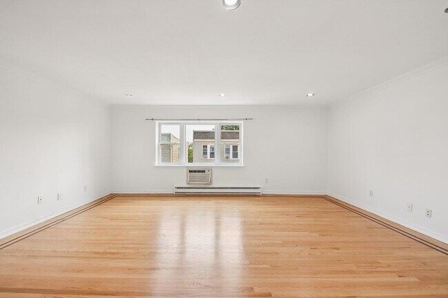Building Photo - 7405 1st Ave