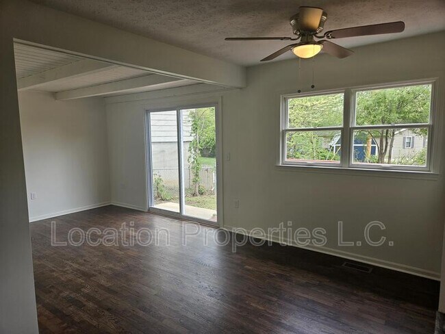 Building Photo - 2614 Belle Crest Drive