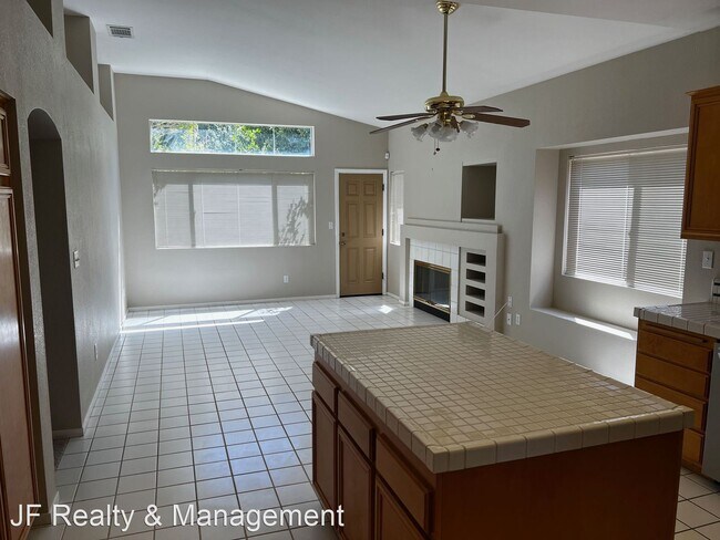 Building Photo - 3 br, 2 bath House - 5044 Canada Hills Wy