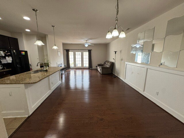 Foto del edificio - 4353 Cattail Ln