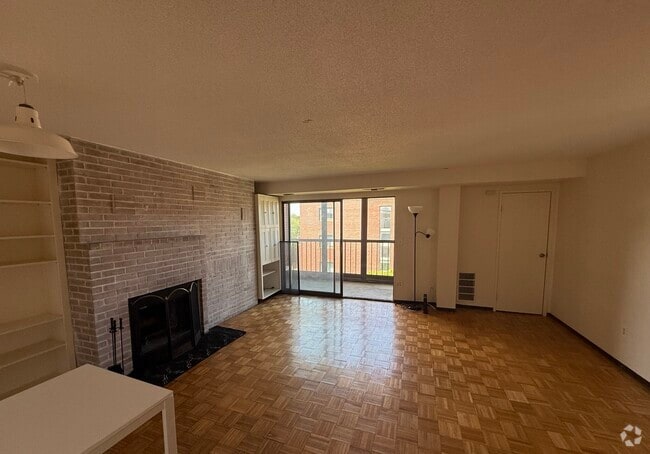Building Photo - 1580 Massachusetts Ave