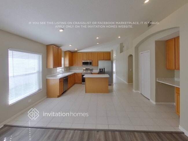 Building Photo - 19250 Fishermans Bend Dr