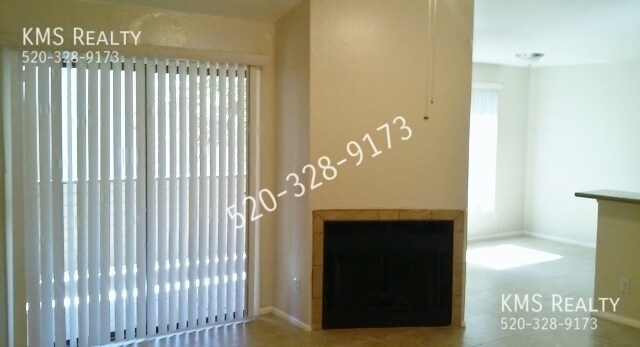 Foto del edificio - 5654 S Wood Crest Dr